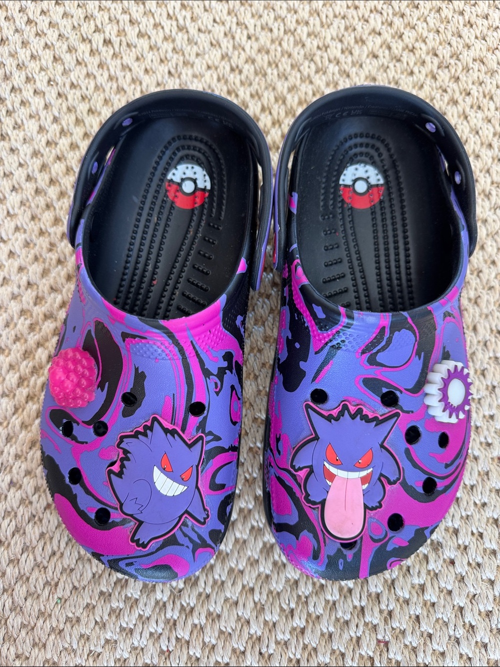 CROCS Kids Pokemon Gengar - Purple and Black 210261-001 Glow In Dark Light Up 6J
